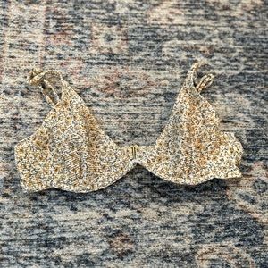 Billabong floral underwire top